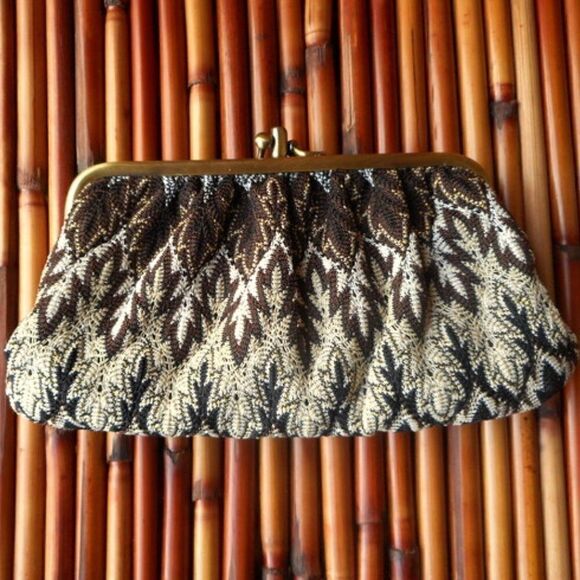 EUC LULU Black/Cream/Brown Leaves Fabric Coin Purse w/Gold Trim w/Kiss Clasp - Picture 1 of 6